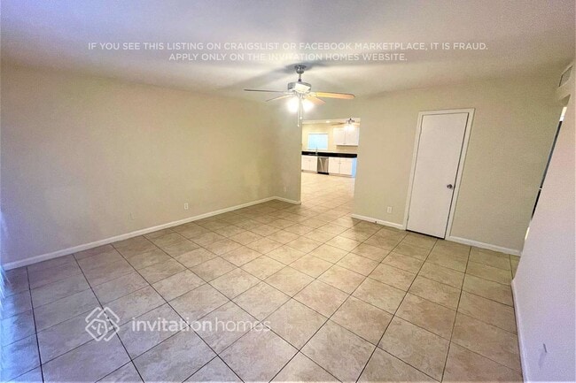 Photo - 1200 W Loughlin Dr