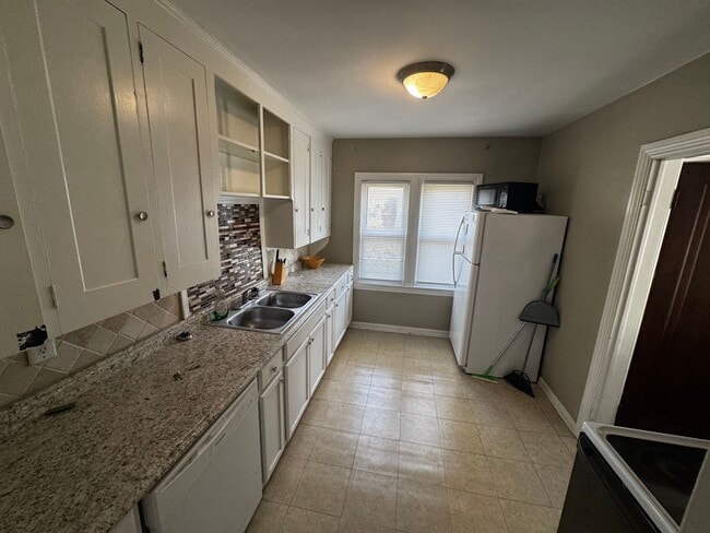 Photo - Gardenia Unit 1009