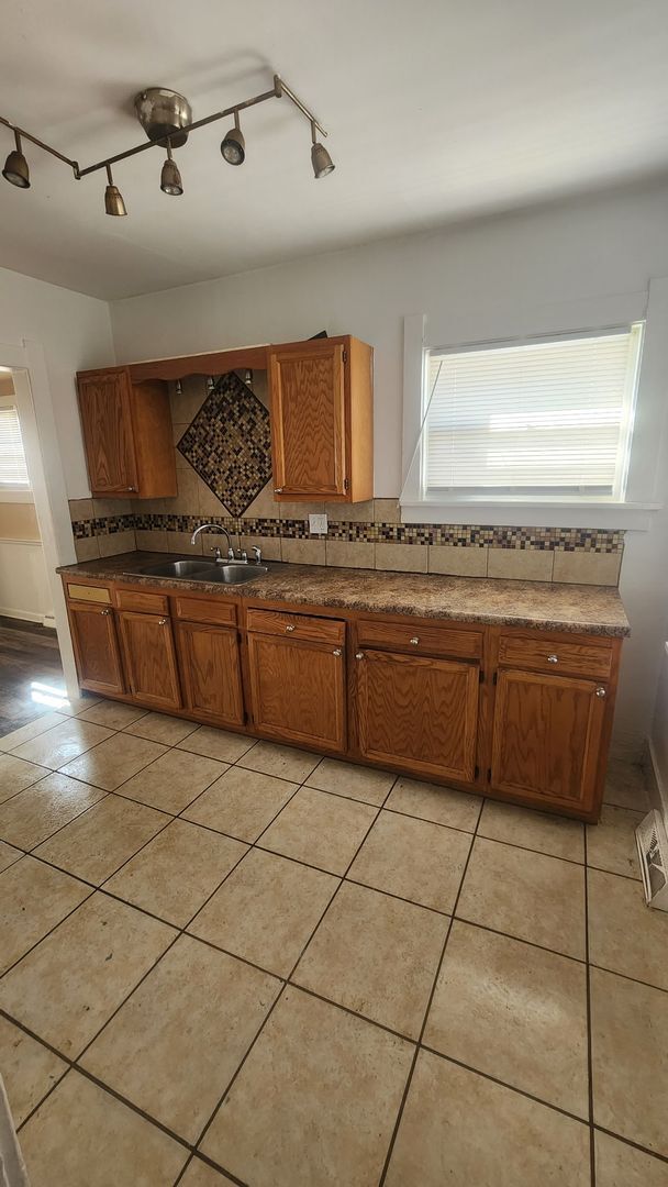 Photo - 2 Bed 1 Bath