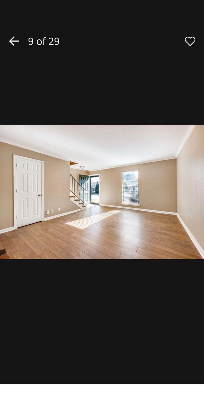 Photo - 102 Academy Square