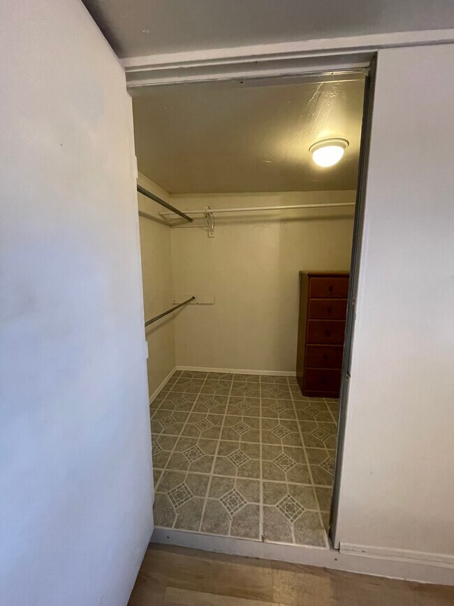 Photo - 74 Brockbank Pl Unit 74-B