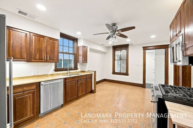 Photo - 2962 N Allen Ave Unit 2