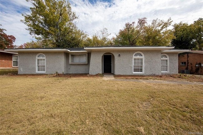 Photo - 2125 Edinburgh Dr