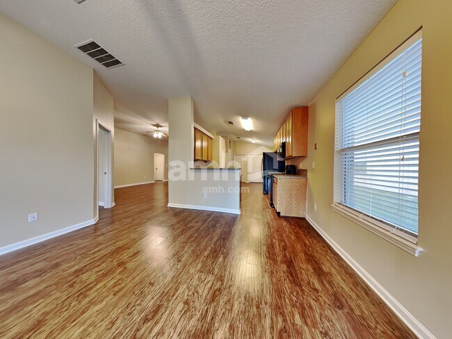 Photo - 2862 Pebblewood Ln