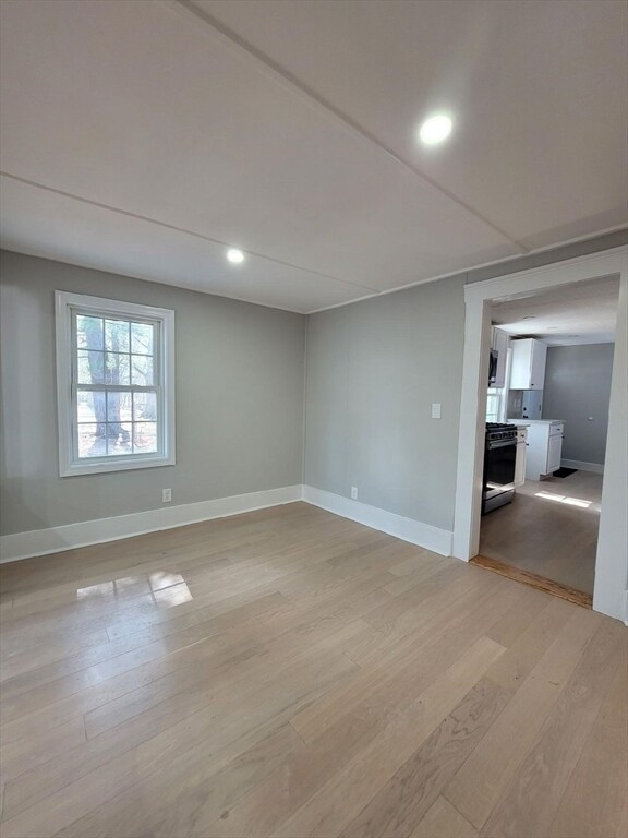 Photo - 400 Concord St