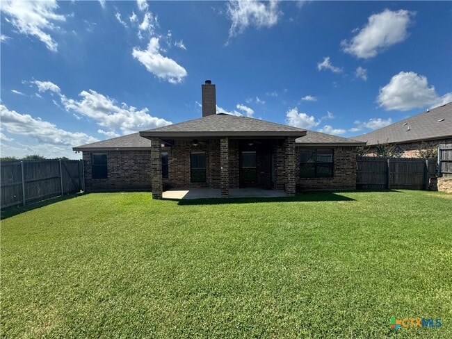 Building Photo - 2501 Traditions Dr Rental