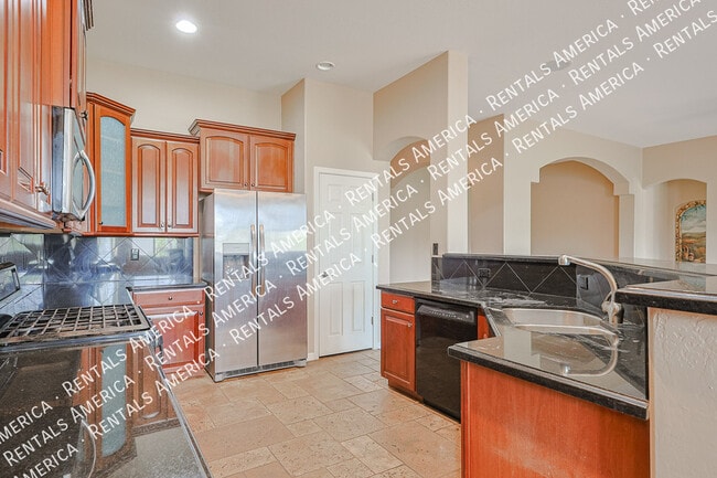Photo - 14712 W Edgemont Ave