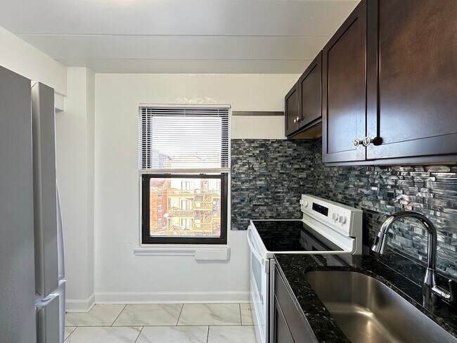 Photo - 1360 W Touhy Ave Unidad 015