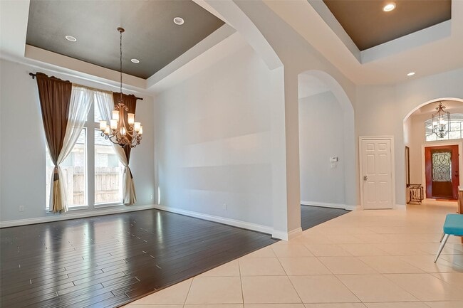 Photo - 5422 Linden Rose Ln