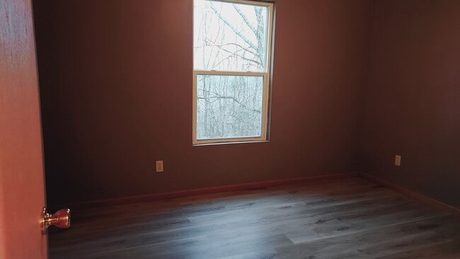 Bedroom #1 - 4748 Tishomingo Rd Unit L