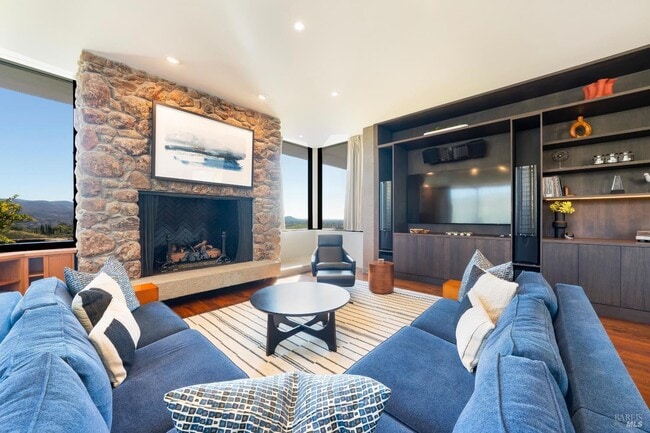 Photo - 2100 Old Soda Springs Rd