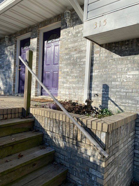 Photo - 315 Hannah Dr