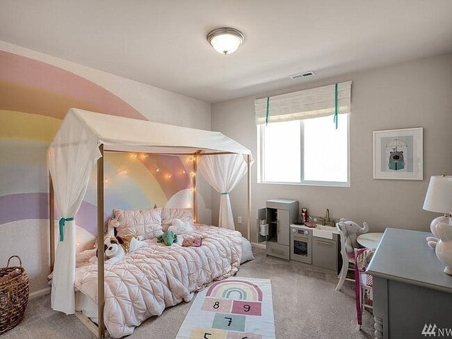 Photo - 18424 111th Ave E