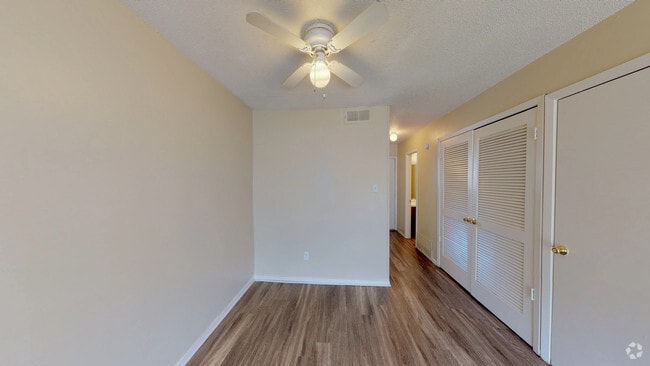 Dining Area - Collier Village Apartments
