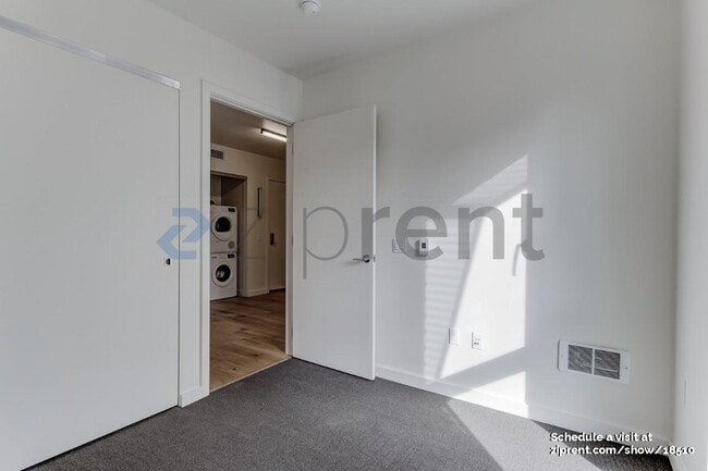 Photo - Unit 211