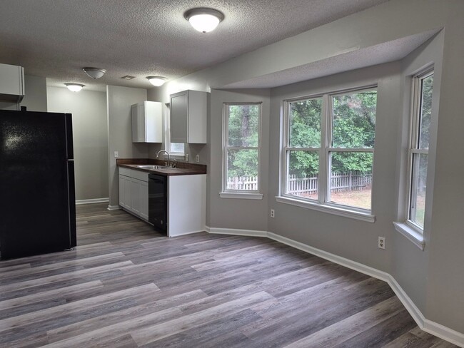 Photo - NEW LISTING!