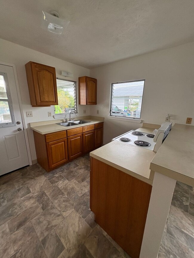 Photo - Beautifully Renovated 2Brdm 1 Bath in Hilo