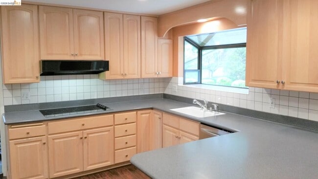 Photo - 29 Thorndale Pl