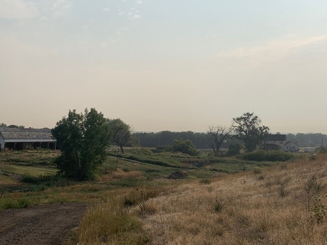 Photo - 14975 Riverdale Rd