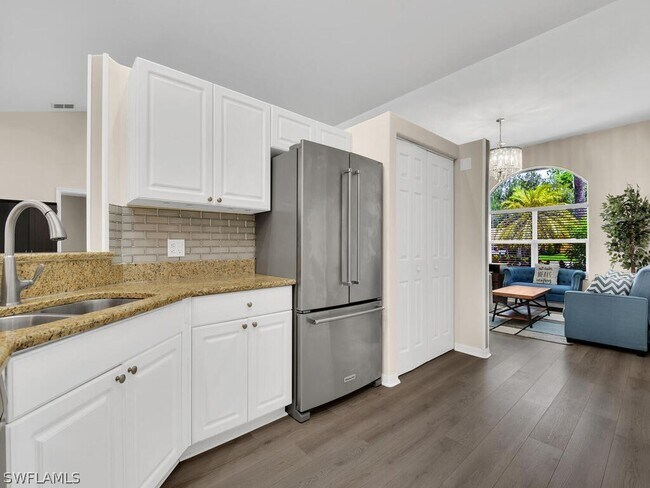 Photo - 120 Heritage Way