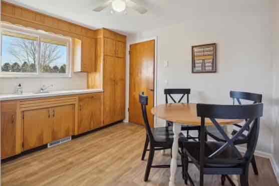 Photo - 12630 Lakeridge St NW