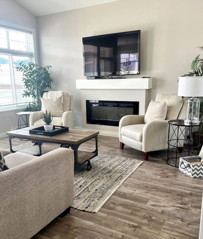 Building Photo - 5199 Nk'mip Rd Unit SI ID1521991P