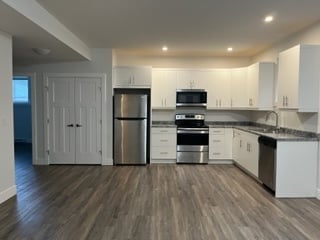 Photo - 10416-B-10499 99 Ave
