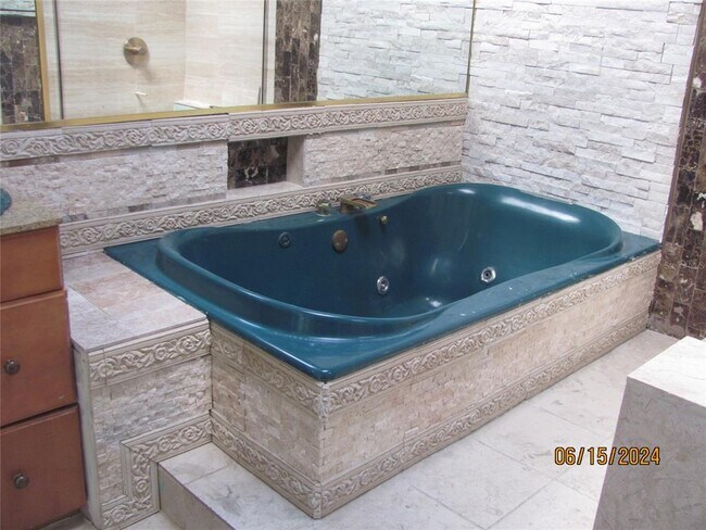 Photo - 3210 Silkwood Loop