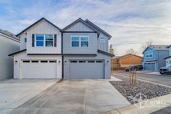 Photo - 4915 NE 2nd Ct