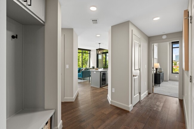 Photo - 2511 Willowick Rd