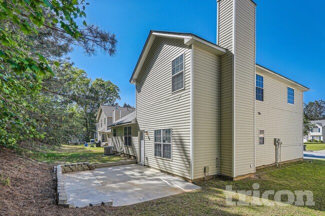 Photo - 3250 Diamond Blf