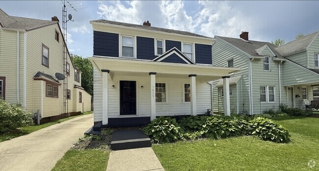 Building Photo - 1845 Jermain Dr Rental