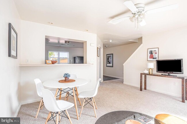 Photo - 5237 Crowson Ave