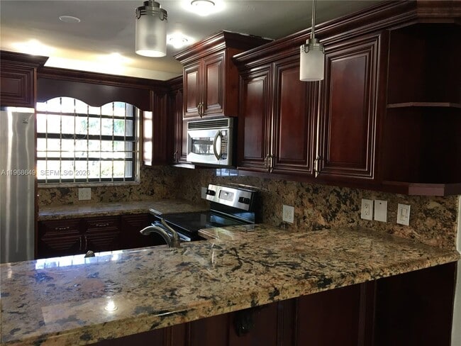 Photo - 13444 SW 62nd St