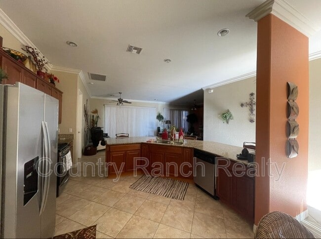 Photo - 1961 E Lipan Blvd