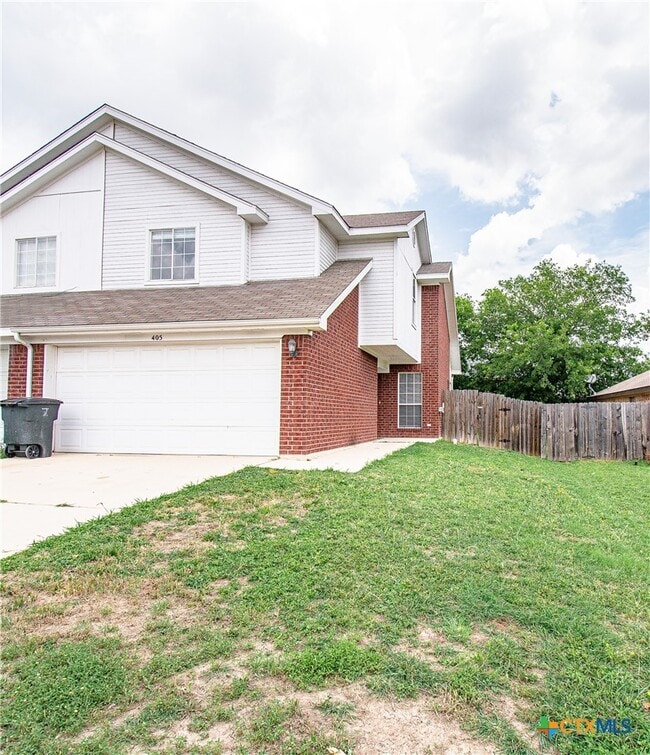 Building Photo - 405 Deloris Dr