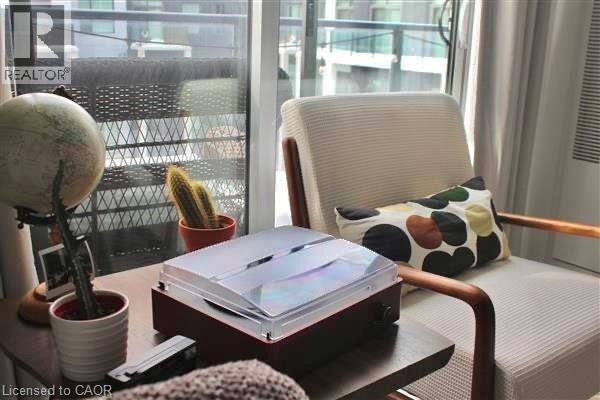 Photo - 5055 Greenlane Rd Unité 626