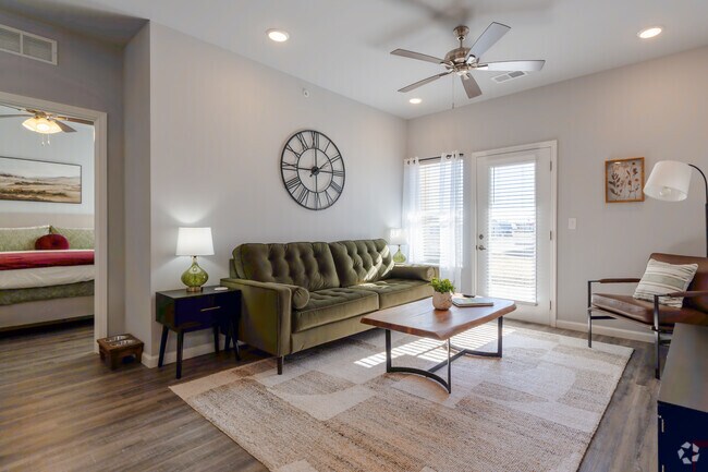 2 habitaciones, 2 baños, 1135 pies cuadrados, sala de estar - Glengrove Apartments