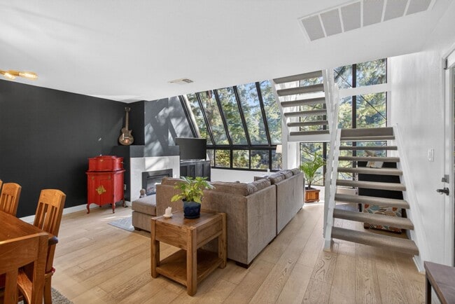 Photo - PSTREET200 Unit B35