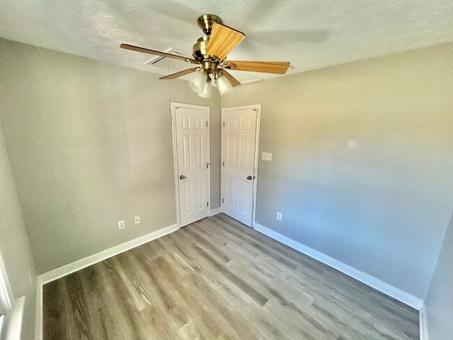 Photo - 9089 Pine Hill Rd