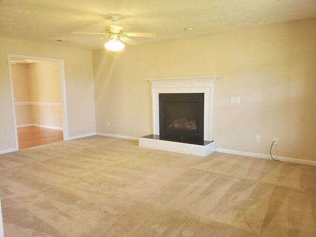 Photo - Charming 2 Story Home with Sun-Room!