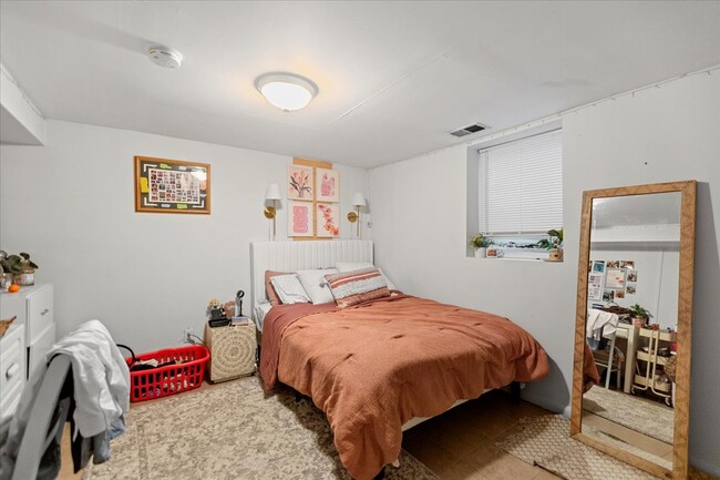 Photo - 1117 Foster St Unit 1