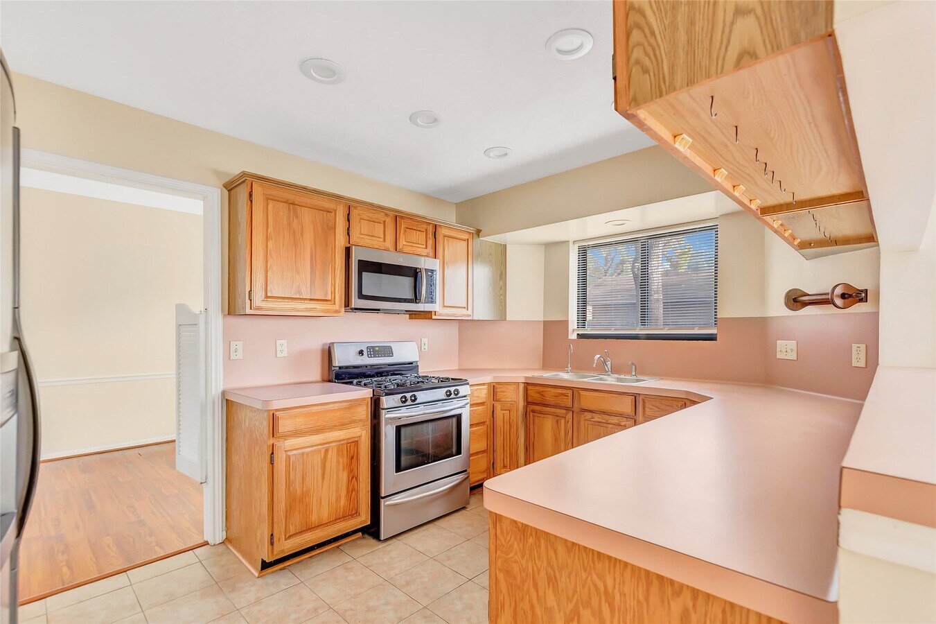 Photo - 8406 Vistadale Dr