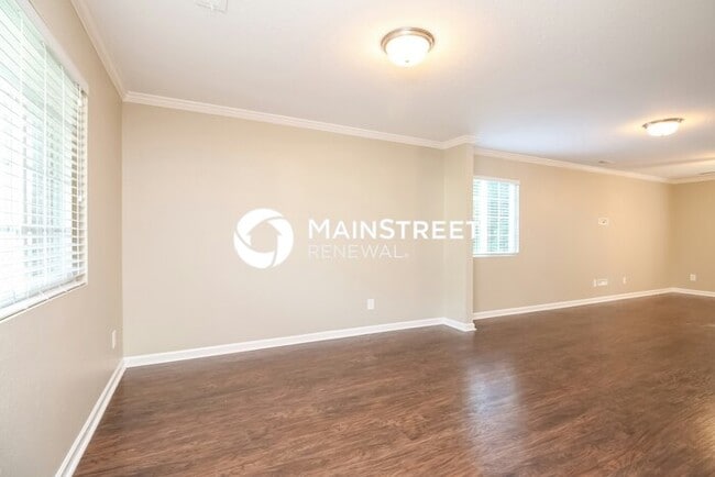 Photo - 4 Bedroom Pet-Friendly Home in Whitsett, NC with Main Street Renewal