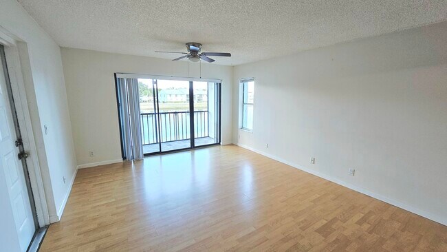 Photo - 1001 Green Pine Blvd Unit C2