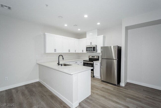 Photo - 1980 E Ambush St