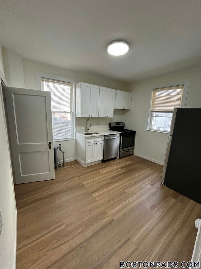 Photo - 17 Pond St Unit 1