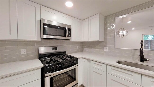 Photo - 1913 Hearthstone Dr Unit C