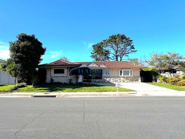 Photo - 32303 Phantom Dr