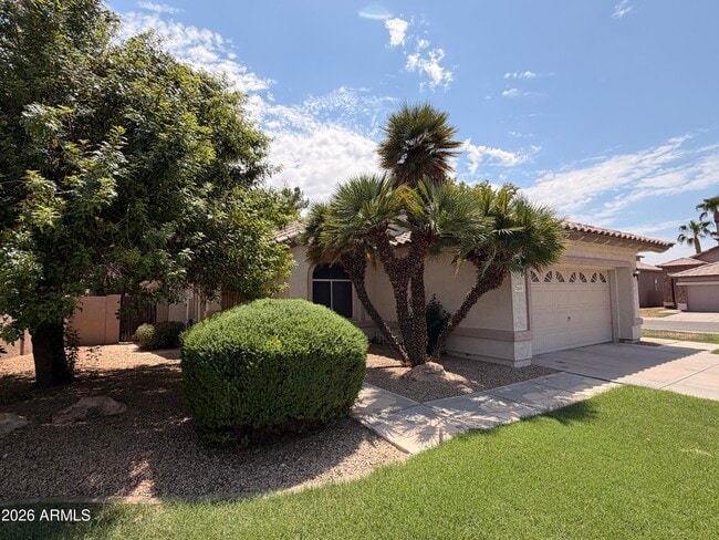 Photo - 2471 W Hemlock Way